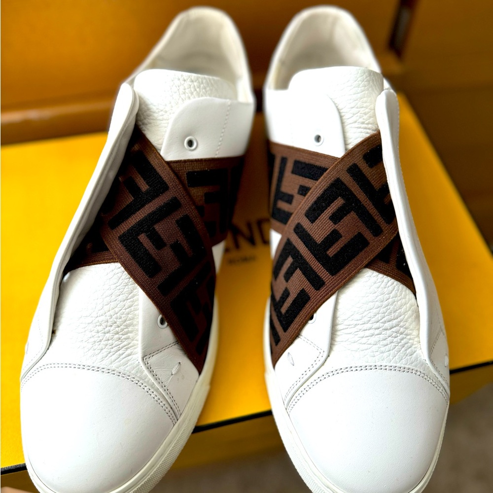 Fendi low top